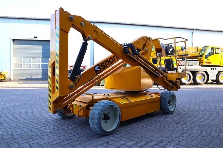 Snorkel A38E Electric, 13.5m Working Height, 6.1m Reach, 2 - Gelenkarmbühne: das Bild 2 Snorkel A38E Electric, 13.5m Working Height, 6.1m Reach, 2 - Gelenkarmbühne: das Bild 2