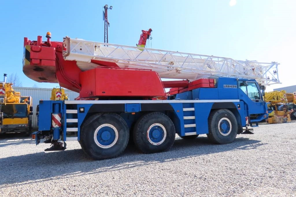 Liebherr LTM 1055-1 - All-Terrain Kran: das Bild 3 Liebherr LTM 1055-1 - All-Terrain Kran: das Bild 3
