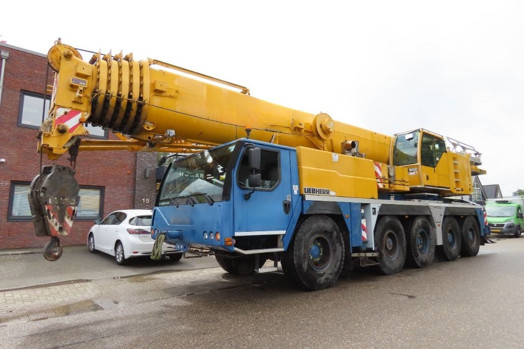 Liebherr LTM 1130-5.1 - All-Terrain Kran: das Bild 1 Liebherr LTM 1130-5.1 - All-Terrain Kran: das Bild 1