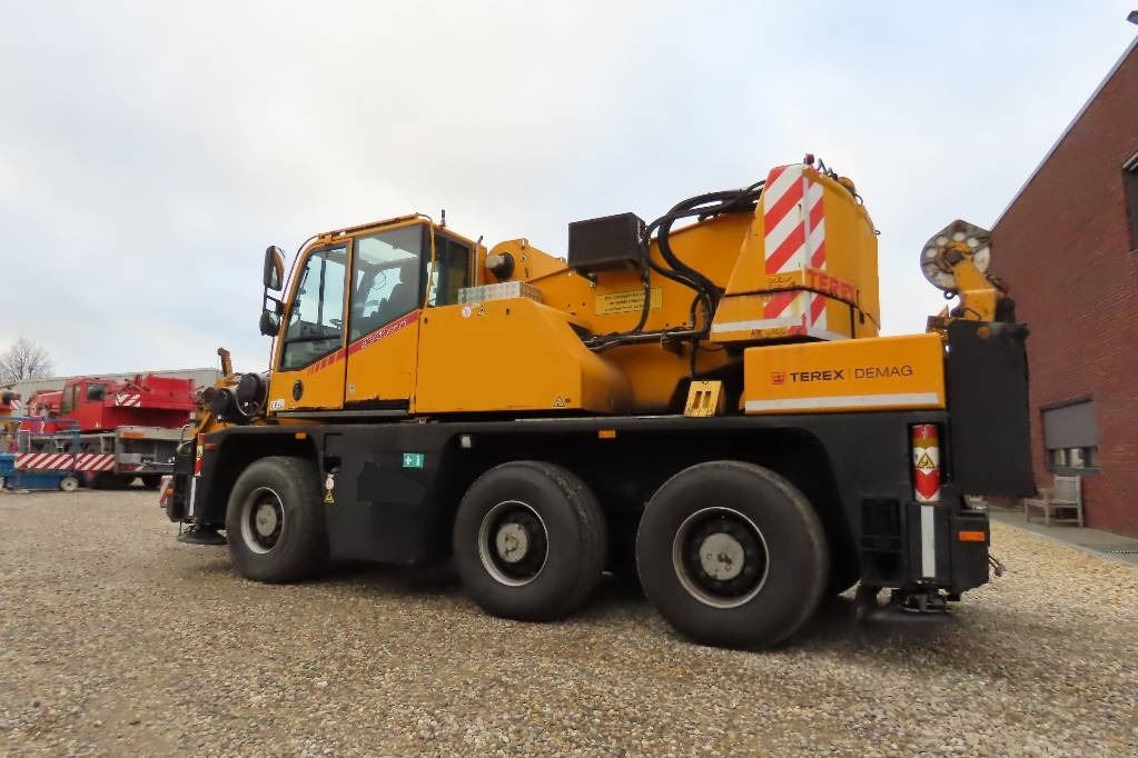 Terex Demag AC 40-1 City - All-Terrain Kran: das Bild 4 Terex Demag AC 40-1 City - All-Terrain Kran: das Bild 4