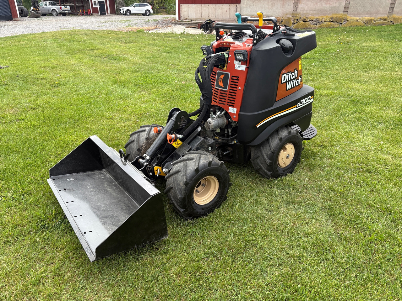 Ditch Witch R300 - Muldenkipper/ Dumper: das Bild 1 Ditch Witch R300 - Muldenkipper/ Dumper: das Bild 1