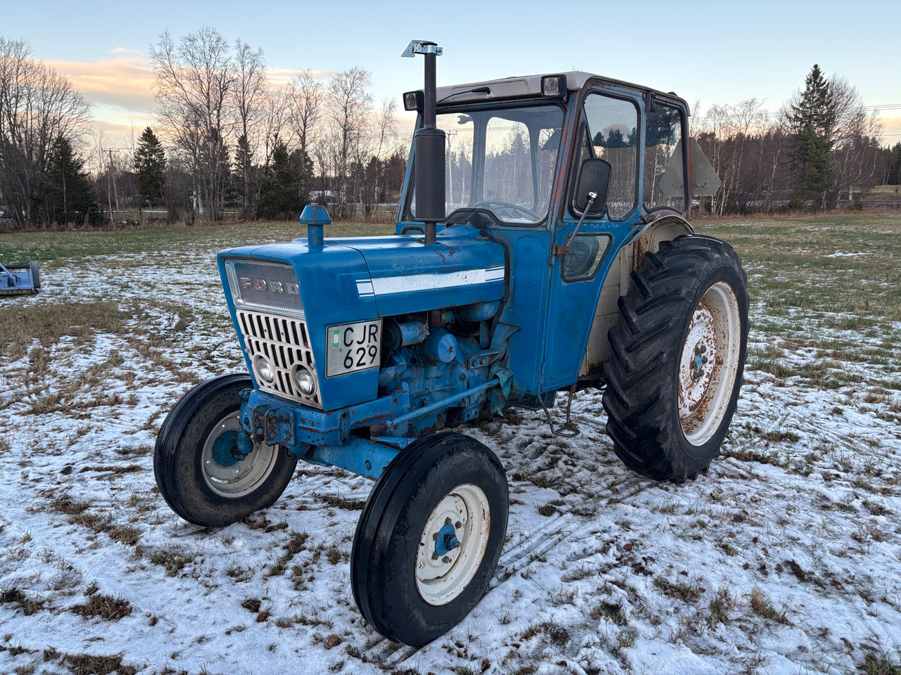 Ford 4000 - Traktor: das Bild 1 Ford 4000 - Traktor: das Bild 1
