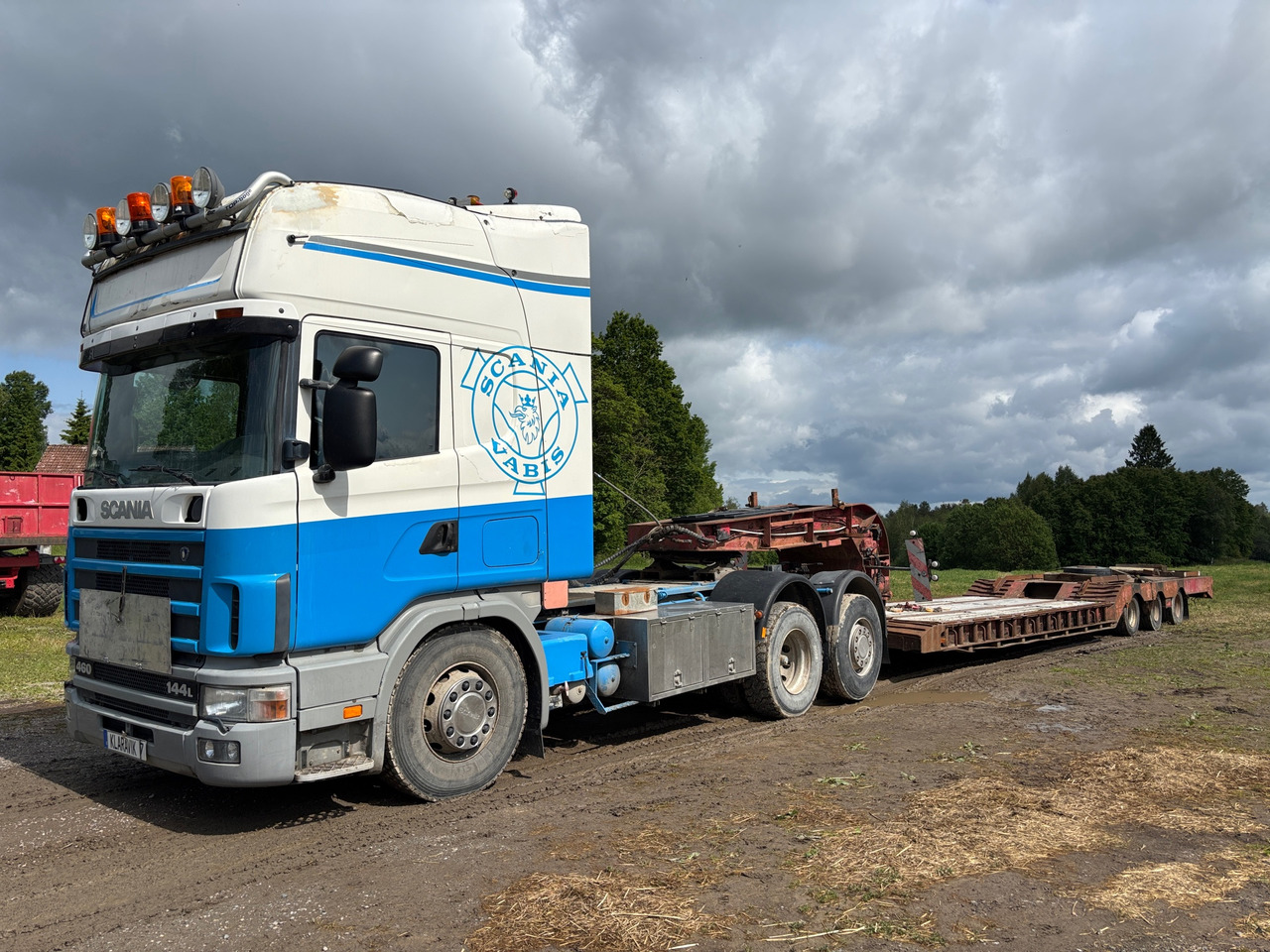 Scania R144lb6x2*4nb460 - LKW: das Bild 1 Scania R144lb6x2*4nb460 - LKW: das Bild 1