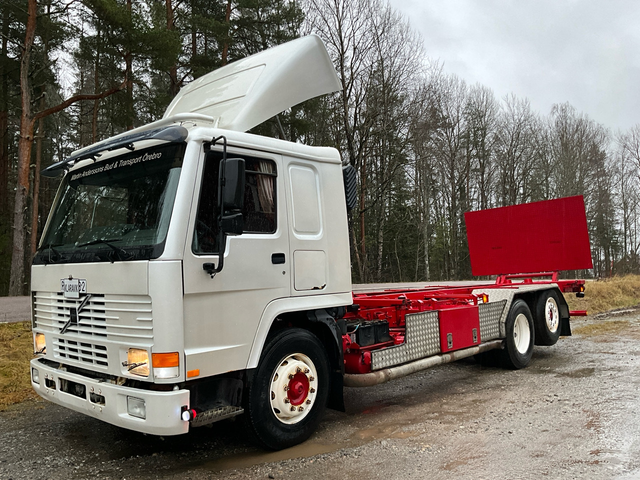 Volvo FL 12 420 6x2 - LKW: das Bild 1 Volvo FL 12 420 6x2 - LKW: das Bild 1