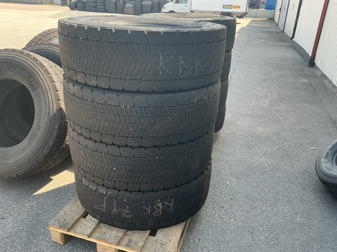 Michelin X line - Reifen für LKW: das Bild 1 Michelin X line - Reifen für LKW: das Bild 1
