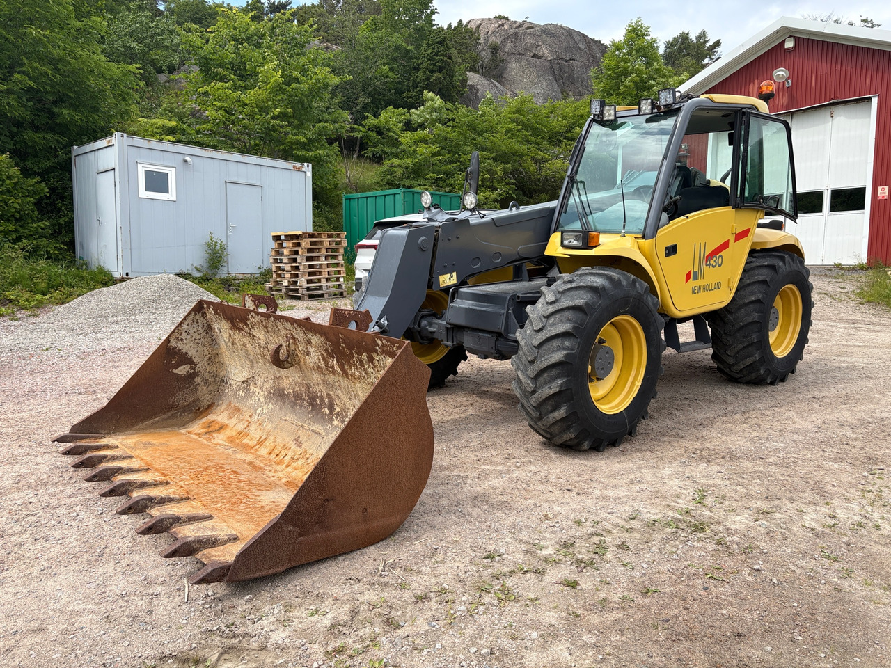 New Holland LM430 - Teleskoplader: das Bild 1 New Holland LM430 - Teleskoplader: das Bild 1