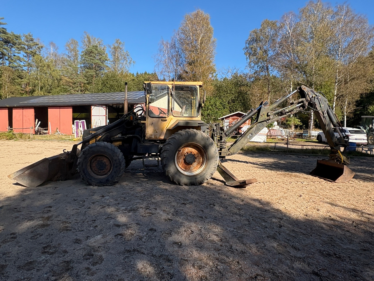 Valmet 8000 - Baggerlader: das Bild 1 Valmet 8000 - Baggerlader: das Bild 1