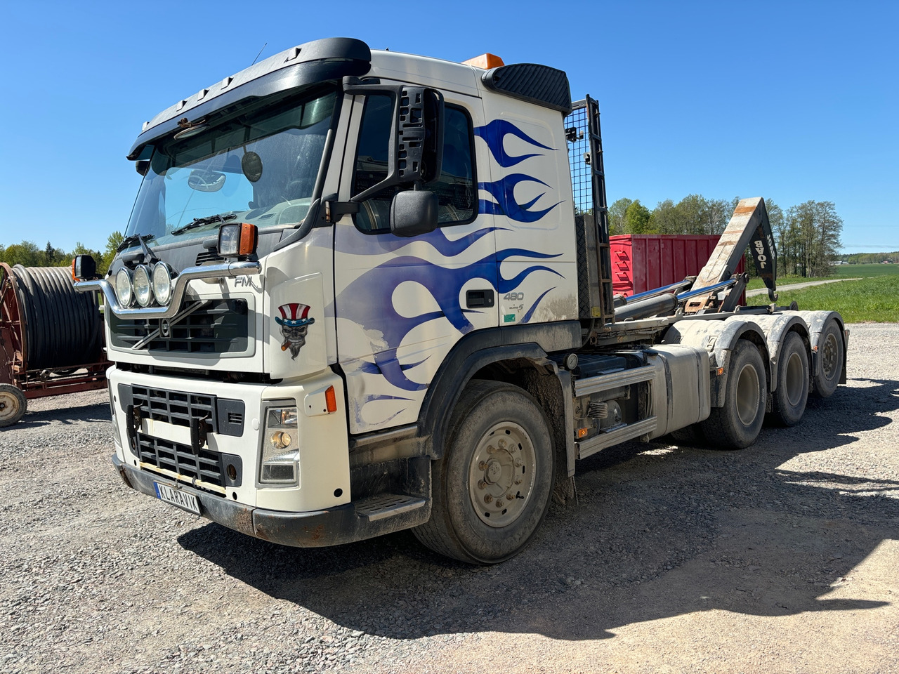 Volvo FM 480 Euro S - Abrollkipper: das Bild 1 Volvo FM 480 Euro S - Abrollkipper: das Bild 1