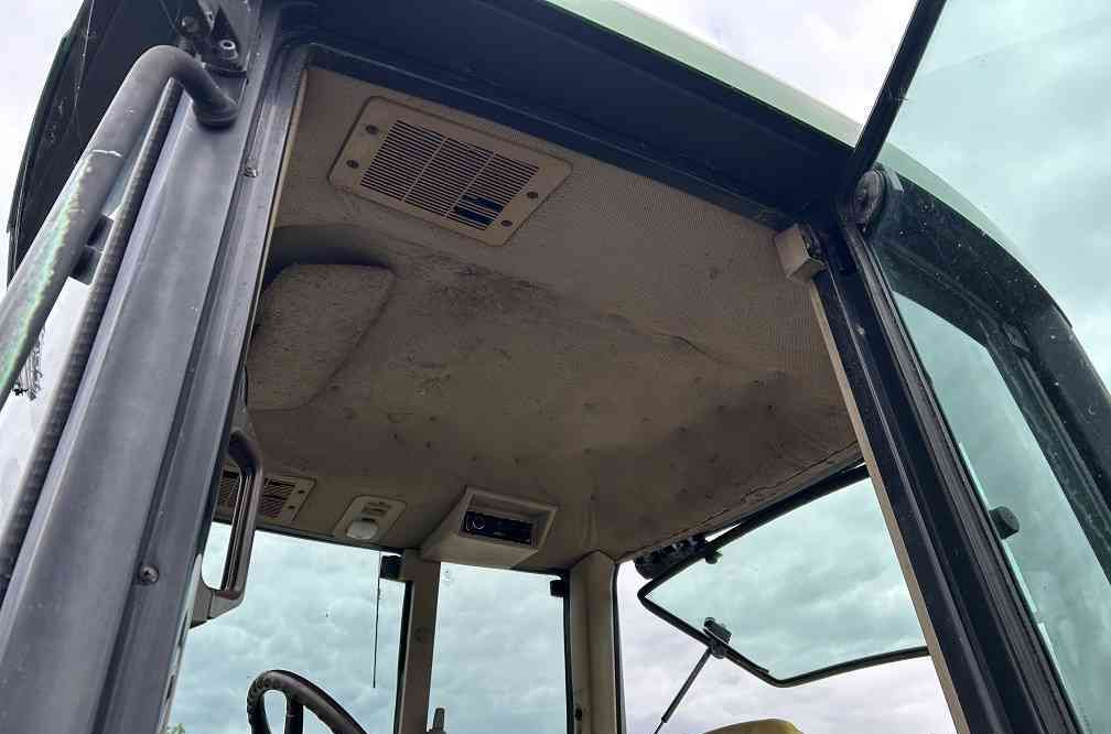 John Deere 6410 premium, tls airco, powerquad! - Traktor: das Bild 4 John Deere 6410 premium, tls airco, powerquad! - Traktor: das Bild 4