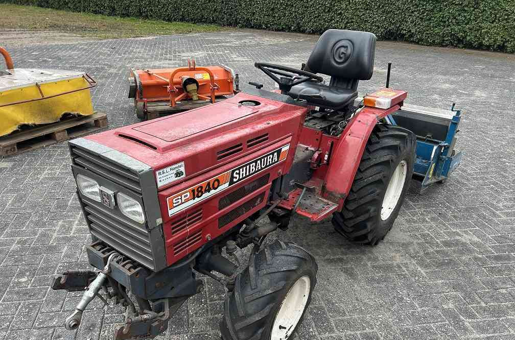 Shibaura sp 1840 - Traktor: das Bild 2 Shibaura sp 1840 - Traktor: das Bild 2