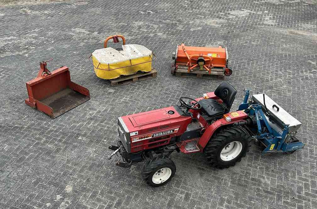 Shibaura sp 1840 - Traktor: das Bild 1 Shibaura sp 1840 - Traktor: das Bild 1