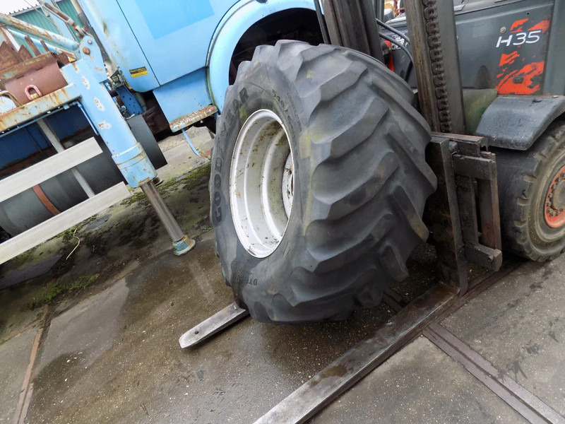 GOOD YEAR banden met velg good year banden met velg 540/65 R 24 - Mähdrescher: das Bild 5 GOOD YEAR banden met velg good year banden met velg 540/65 R 24 - Mähdrescher: das Bild 5