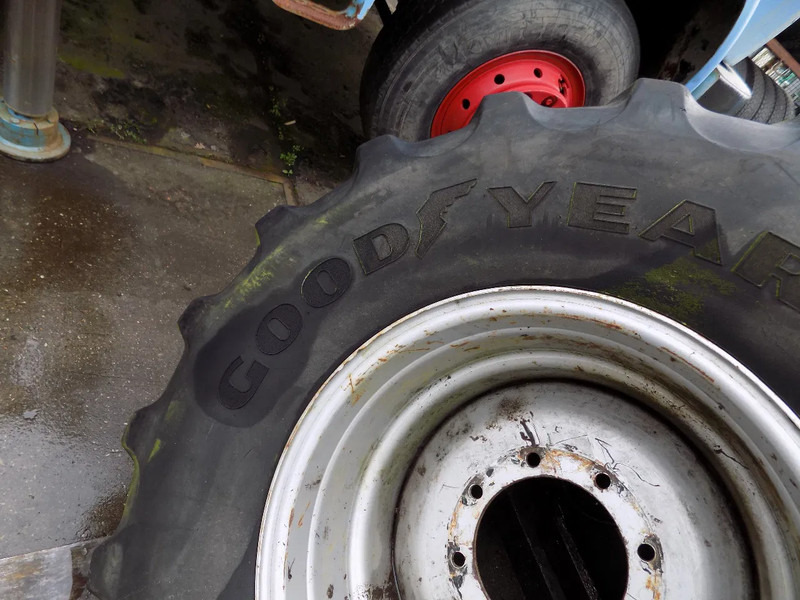 GOOD YEAR banden met velg good year banden met velg 540/65 R 24 - Mähdrescher: das Bild 3 GOOD YEAR banden met velg good year banden met velg 540/65 R 24 - Mähdrescher: das Bild 3