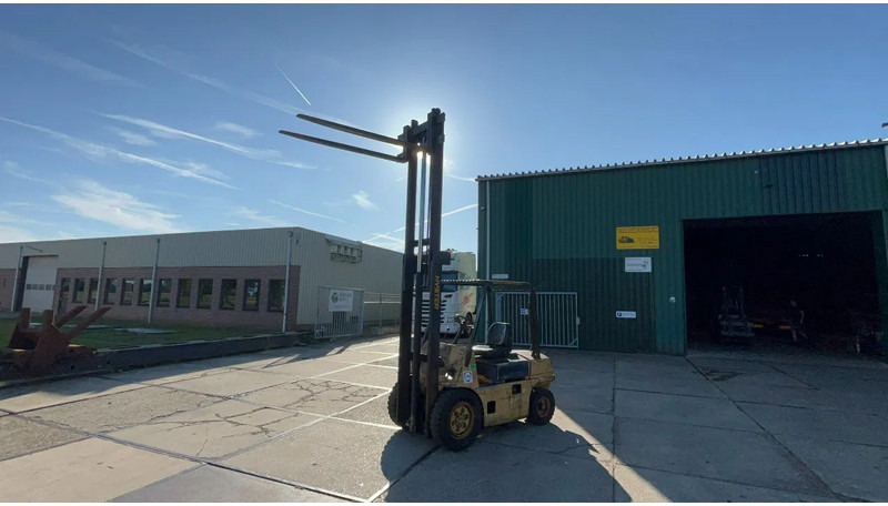 Hyster H50 Diesel Hyster H50 diesel - Dieselstapler: das Bild 3 Hyster H50 Diesel Hyster H50 diesel - Dieselstapler: das Bild 3