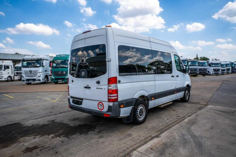 Berkhof SPRINTER 313 CDI + ROLSTOELLIFT - Linienbus: das Bild 4 Berkhof SPRINTER 313 CDI + ROLSTOELLIFT - Linienbus: das Bild 4