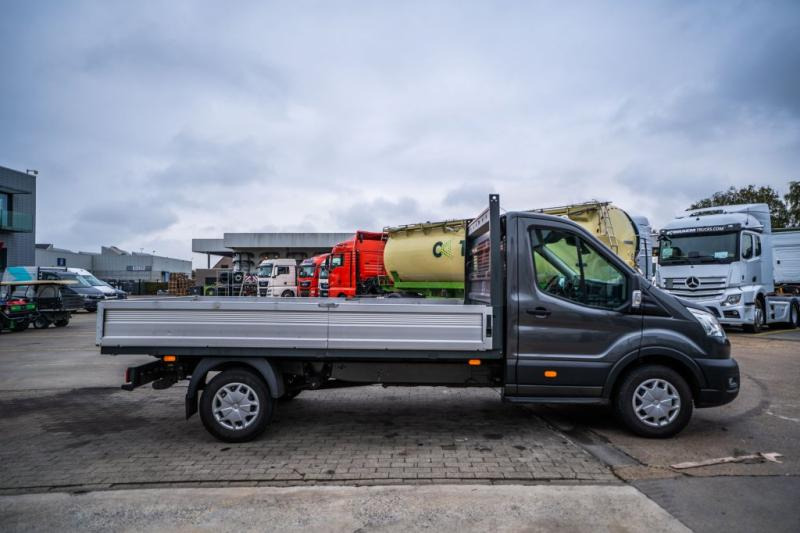 Ford TRANSIT 2.0 TDCI - Pritsche Transporter: das Bild 3 Ford TRANSIT 2.0 TDCI - Pritsche Transporter: das Bild 3