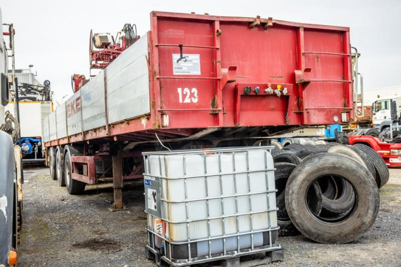 Pritschenauflieger/ Plattformauflieger Kwb KRAAN/CRANE/GRUE/KRAN - KENNIS 16 TON/M(3xhydr.): das Bild 6