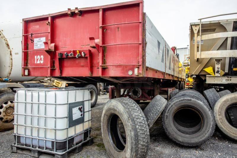 Pritschenauflieger/ Plattformauflieger Kwb KRAAN/CRANE/GRUE/KRAN - KENNIS 16 TON/M(3xhydr.): das Bild 7