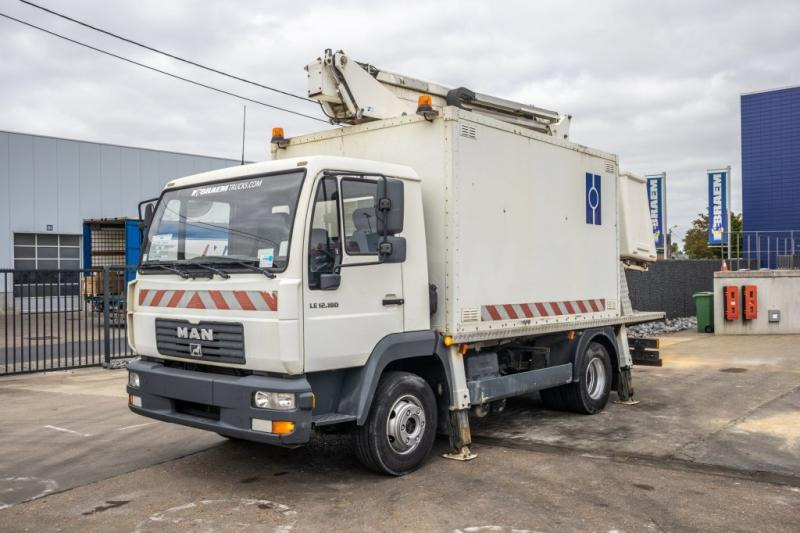MAN LE 12.180 - COMILEV EN170TPC - LKW mit Arbeitsbühne: das Bild 1 MAN LE 12.180 - COMILEV EN170TPC - LKW mit Arbeitsbühne: das Bild 1