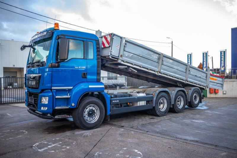 MAN TGS 35.440 BL 8x4-4 - Kipper: das Bild 1 MAN TGS 35.440 BL 8x4-4 - Kipper: das Bild 1