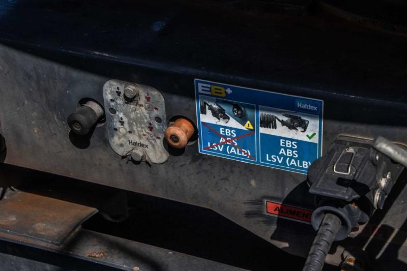 Tankanhänger MAYGAR MAGYAR INOX 17.700L-6COMP: das Bild 8