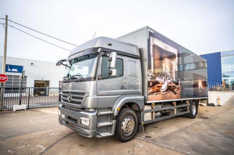 Mercedes AXOR 1824 L - 132 150 KM - Koffer LKW: das Bild 1 Mercedes AXOR 1824 L - 132 150 KM - Koffer LKW: das Bild 1