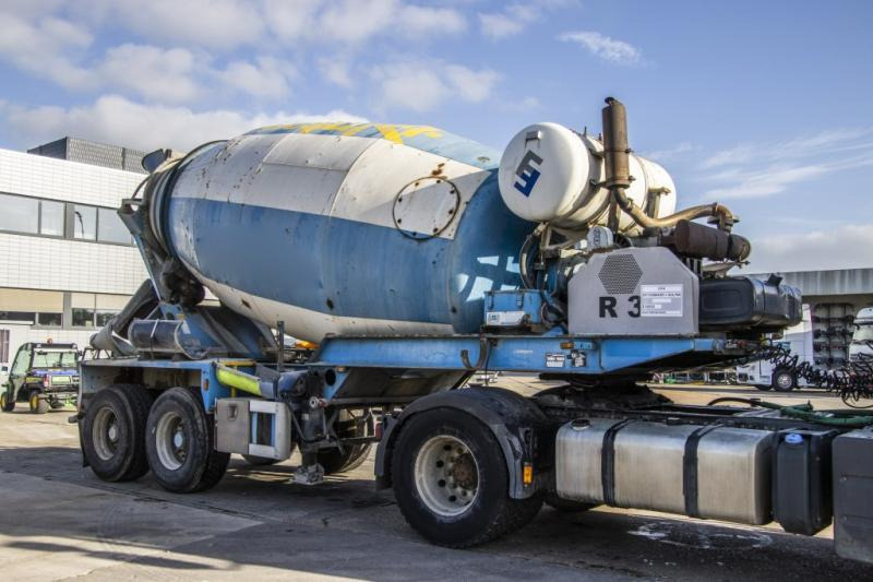 Mol BETON MIXER/MALAXEUR/MISCHER 10M3+MOTOR/MOTEUR - Betonmischer Auflieger: das Bild 2 Mol BETON MIXER/MALAXEUR/MISCHER 10M3+MOTOR/MOTEUR - Betonmischer Auflieger: das Bild 2