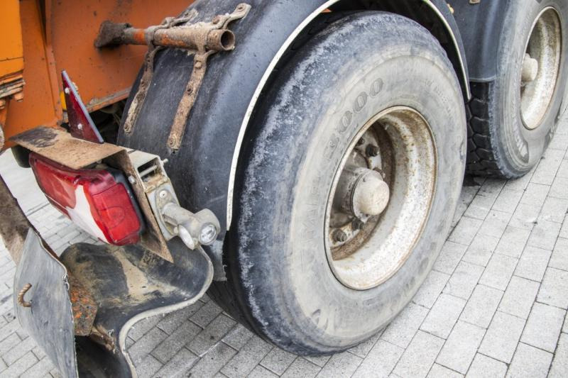 ROBUSTE-KAISER KAISER S3302 G37 - 2 ASSEN - Kipper Auflieger: das Bild 5 ROBUSTE-KAISER KAISER S3302 G37 - 2 ASSEN - Kipper Auflieger: das Bild 5