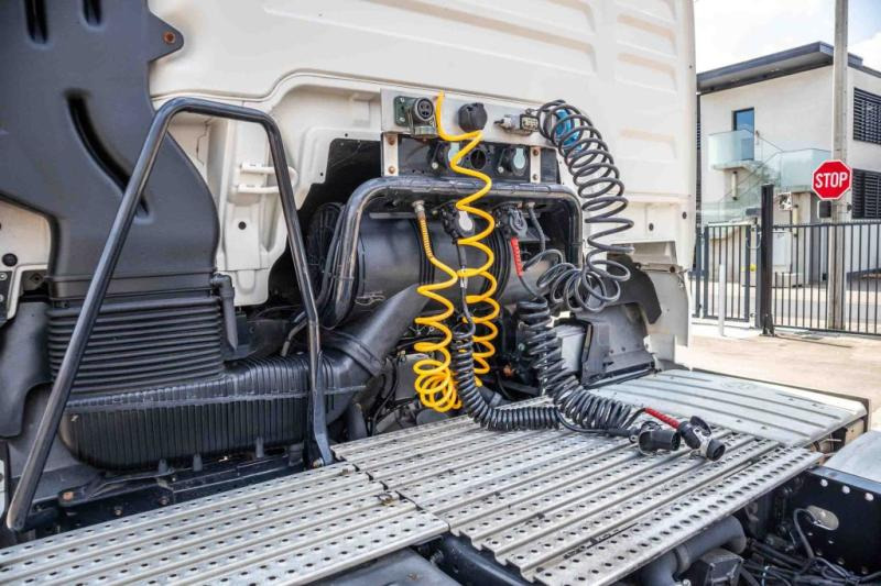 MAN TGX 18.460 XLX BLS+ INTARDER - Sattelzugmaschine: das Bild 5 MAN TGX 18.460 XLX BLS+ INTARDER - Sattelzugmaschine: das Bild 5
