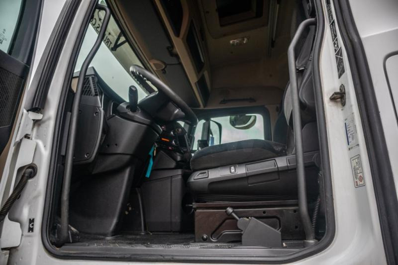 Sattelzugmaschine Mercedes ACTROS 1845 HAD+KIPHYDR.: das Bild 7
