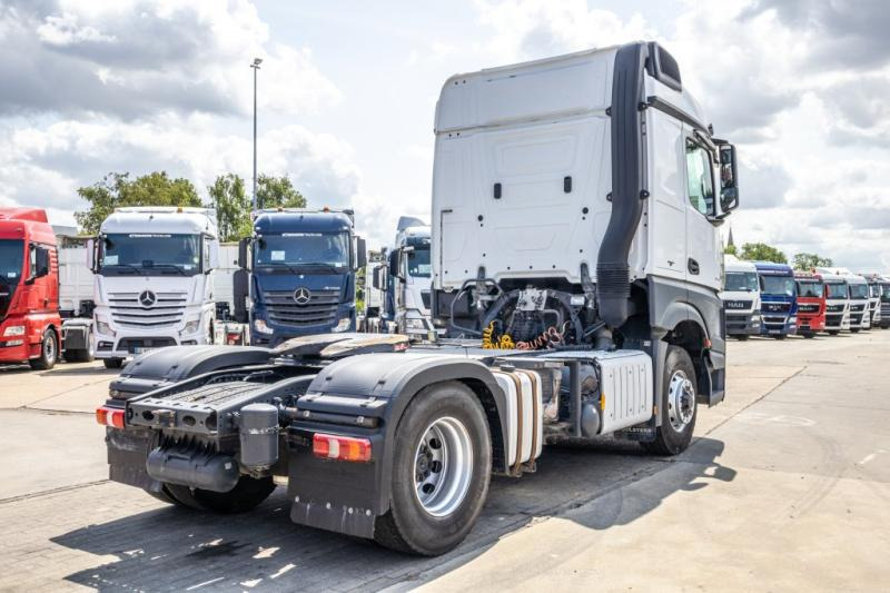 Mercedes AROCS 1845 HAD + HYDR. - Sattelzugmaschine: das Bild 3 Mercedes AROCS 1845 HAD + HYDR. - Sattelzugmaschine: das Bild 3