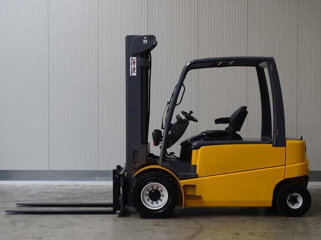 Jungheinrich Mitsubishi FB50 - TRIPLEX - Elektrostapler: das Bild 1 Jungheinrich Mitsubishi FB50 - TRIPLEX - Elektrostapler: das Bild 1
