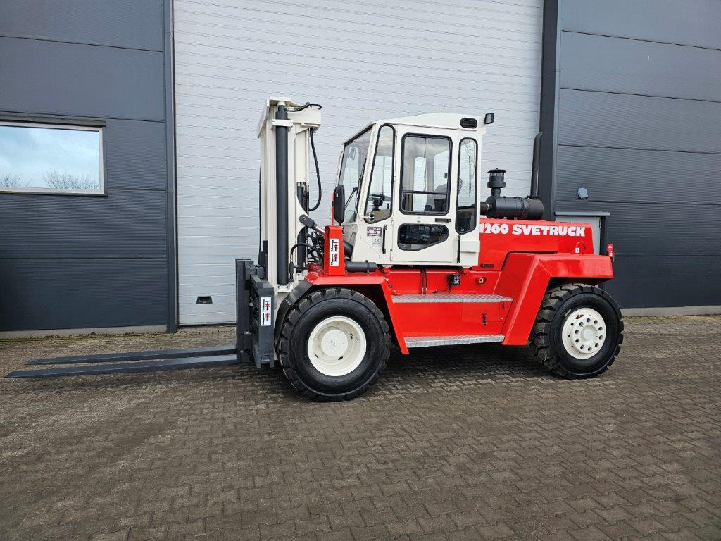 Svetruck 1260-30 - Dieselstapler: das Bild 1 Svetruck 1260-30 - Dieselstapler: das Bild 1
