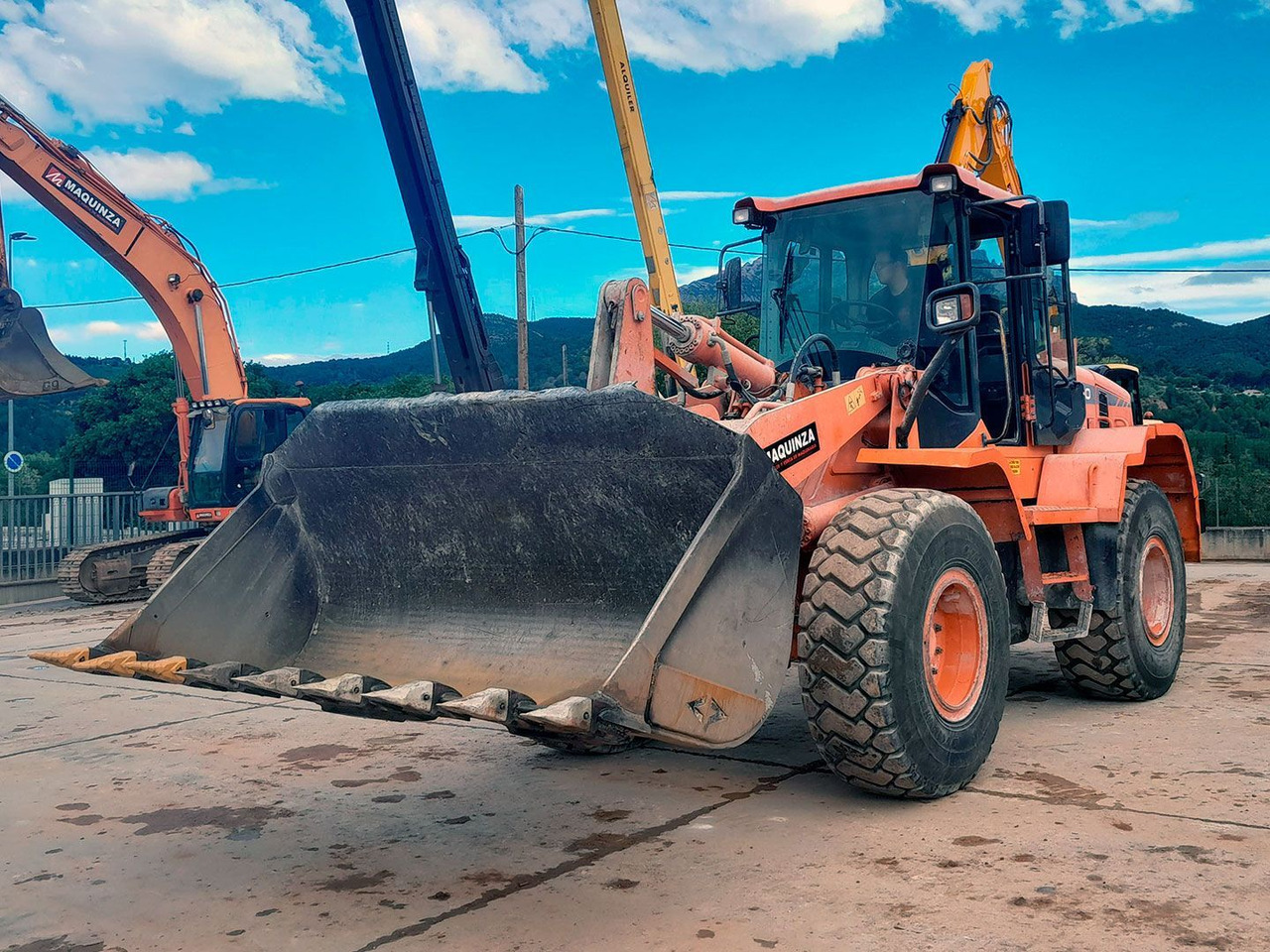 DOOSAN DL250-3 - Radlader: das Bild 4 DOOSAN DL250-3 - Radlader: das Bild 4