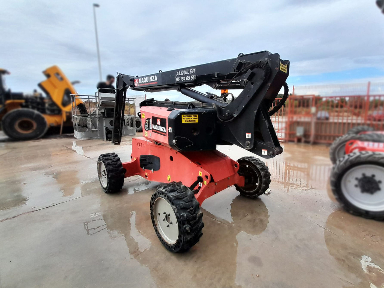 MANITOU MAN GO 12 - Gelenkarmbühne: das Bild 3 MANITOU MAN GO 12 - Gelenkarmbühne: das Bild 3