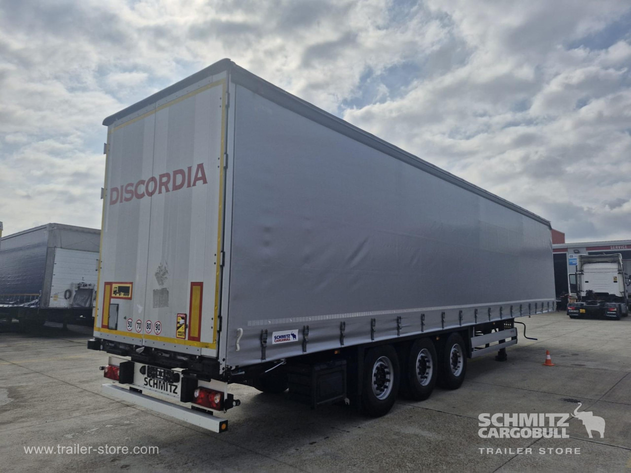 SCHMITZ Curtainsider Standard - Planenauflieger: das Bild 2 SCHMITZ Curtainsider Standard - Planenauflieger: das Bild 2