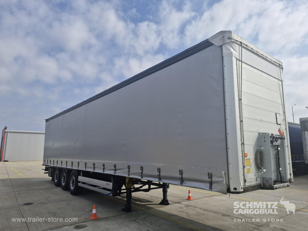 SCHMITZ Curtainsider Standard - Planenauflieger: das Bild 3 SCHMITZ Curtainsider Standard - Planenauflieger: das Bild 3