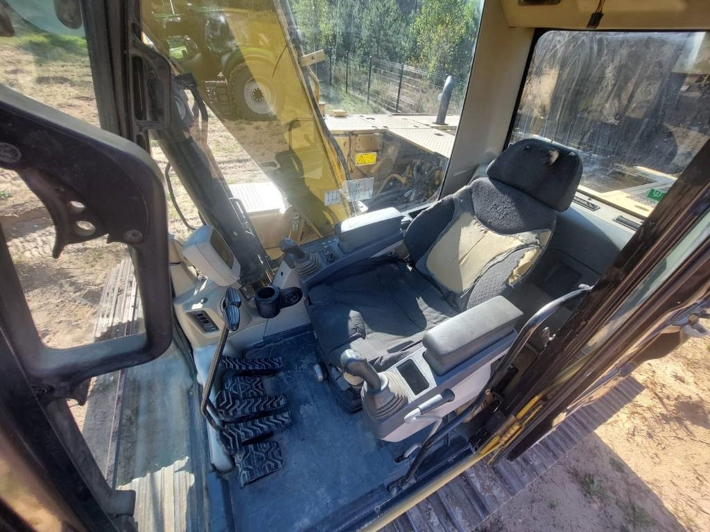 CAT 312 - Kettenbagger: das Bild 4 CAT 312 - Kettenbagger: das Bild 4