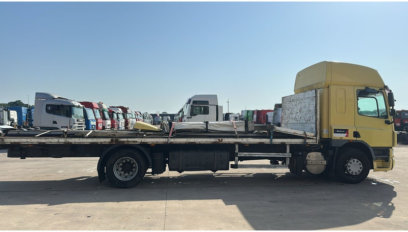 DAF 75 CF 310 (GOOD CONDITION / POSSIBLE AS BOX WITH CURTAIN / BONNE ETAT) - Pritsche LKW: das Bild 4 DAF 75 CF 310 (GOOD CONDITION / POSSIBLE AS BOX WITH CURTAIN / BONNE ETAT) - Pritsche LKW: das Bild 4