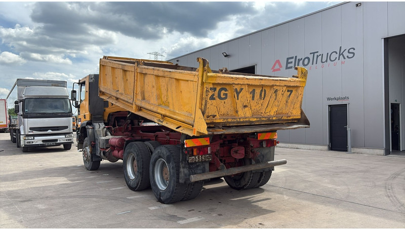 Iveco Eurotrakker 260 E 34 (POMPE MANUELLE / 6X6 / LAMES / GRAND PONT / STEEL SUSP. / MANUAL PUMP) - Kipper: das Bild 4 Iveco Eurotrakker 260 E 34 (POMPE MANUELLE / 6X6 / LAMES / GRAND PONT / STEEL SUSP. / MANUAL PUMP) - Kipper: das Bild 4