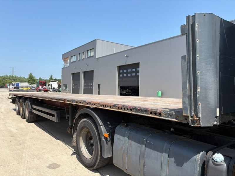 Kögel SNCO 24 (FREINS TAMBOURS / DRUM BRAKES / BPW AXLES) - Pritschenauflieger/ Plattformauflieger: das Bild 2 Kögel SNCO 24 (FREINS TAMBOURS / DRUM BRAKES / BPW AXLES) - Pritschenauflieger/ Plattformauflieger: das Bild 2