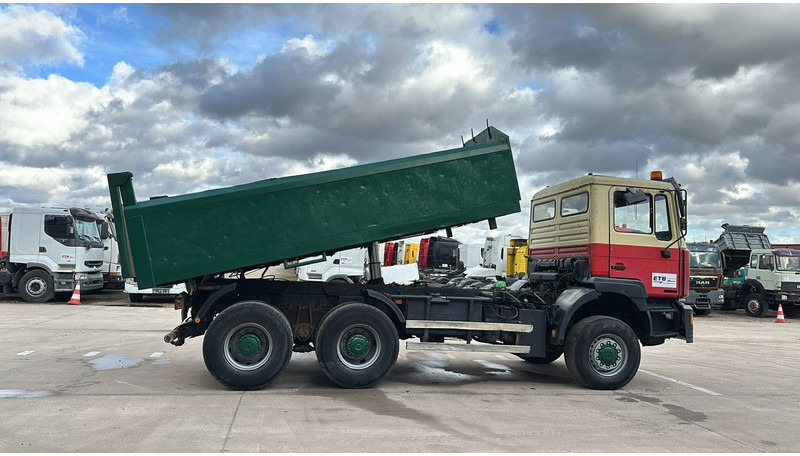 MAN 28.314 (6X6 / CLEAN TRUCK / TRES PROPRE / 6 CYLINDER / EURO 2) - Kipper: das Bild 5 MAN 28.314 (6X6 / CLEAN TRUCK / TRES PROPRE / 6 CYLINDER / EURO 2) - Kipper: das Bild 5