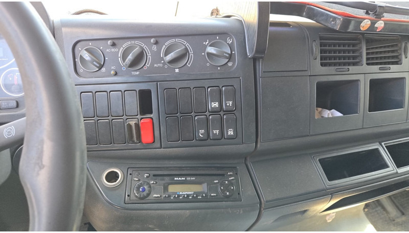 MAN TGA 26.440 (MANUAL GEARBOX / FRONT STEEL / 6X2 / BOITE MANUELLE / DEVANT LAMES) – Leasing MAN TGA 26.440 (MANUAL GEARBOX / FRONT STEEL / 6X2 / BOITE MANUELLE / DEVANT LAMES): das Bild 14