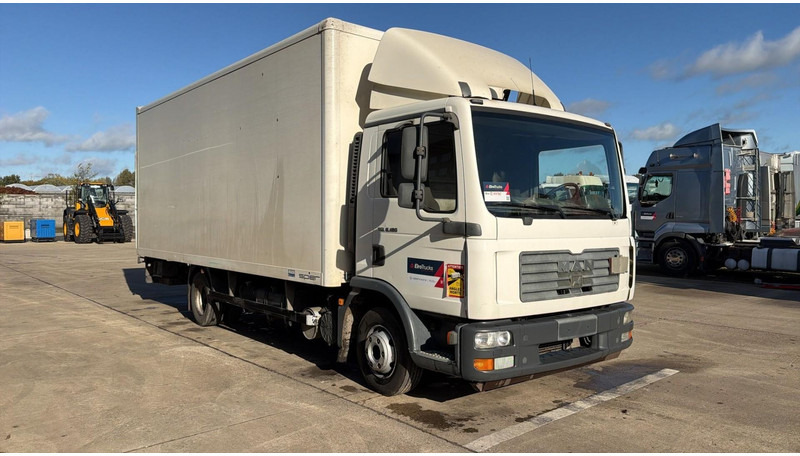 MAN TGL 8.180 (MANUAL GEARBOX / BOITE MANUELLE / CAMION BELGE / BELGIAN TRUCK) - Koffer LKW: das Bild 2 MAN TGL 8.180 (MANUAL GEARBOX / BOITE MANUELLE / CAMION BELGE / BELGIAN TRUCK) - Koffer LKW: das Bild 2