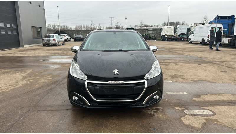 Peugeot 208 (BELGIAN CAR / AIRCO / 5 DOORS / PETROL) - Schrägheck: das Bild 3 Peugeot 208 (BELGIAN CAR / AIRCO / 5 DOORS / PETROL) - Schrägheck: das Bild 3