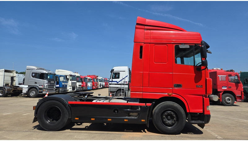 DAF XF 105.410 (BOITE MANUELLE / SUPER PROPRE !!! / TRES BONNE ETAT / AIRCO / MANUAL GEARBOX) - Sattelzugmaschine: das Bild 4 DAF XF 105.410 (BOITE MANUELLE / SUPER PROPRE !!! / TRES BONNE ETAT / AIRCO / MANUAL GEARBOX) - Sattelzugmaschine: das Bild 4