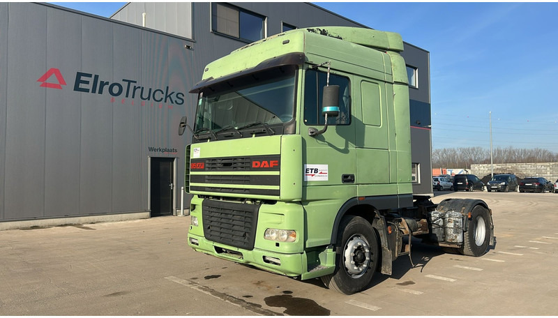 DAF XF 95.430 (EURO 2 / MANUAL PUMP / POMPE MANUELLE / BOITE MANUELLE) - Sattelzugmaschine: das Bild 1 DAF XF 95.430 (EURO 2 / MANUAL PUMP / POMPE MANUELLE / BOITE MANUELLE) - Sattelzugmaschine: das Bild 1