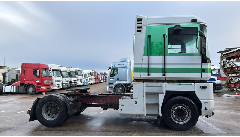 Renault Magnum 470 (POMPE MANUELLE / MANUAL PUMP / BOITE MANUELLE / MANUAL GEARBOX) - Sattelzugmaschine: das Bild 4 Renault Magnum 470 (POMPE MANUELLE / MANUAL PUMP / BOITE MANUELLE / MANUAL GEARBOX) - Sattelzugmaschine: das Bild 4