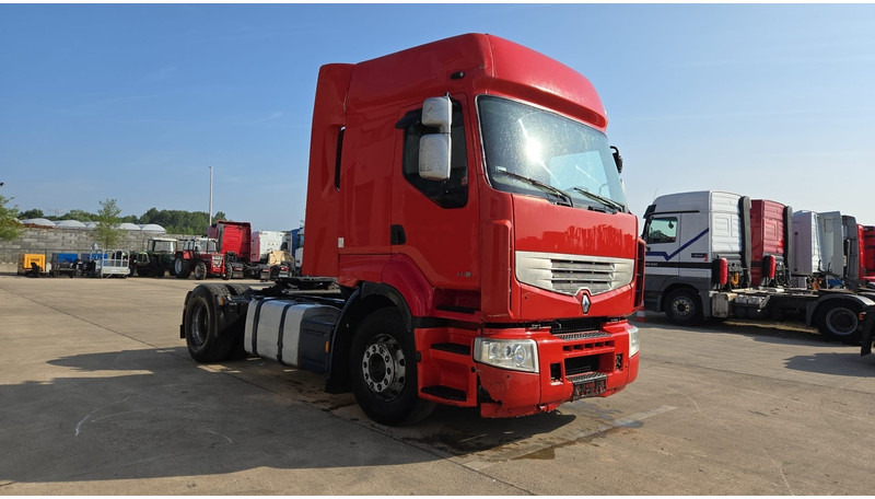 Renault Premium 440 (BOITE MANUELLE / MANUAL GEARBOX) - Sattelzugmaschine: das Bild 2 Renault Premium 440 (BOITE MANUELLE / MANUAL GEARBOX) - Sattelzugmaschine: das Bild 2