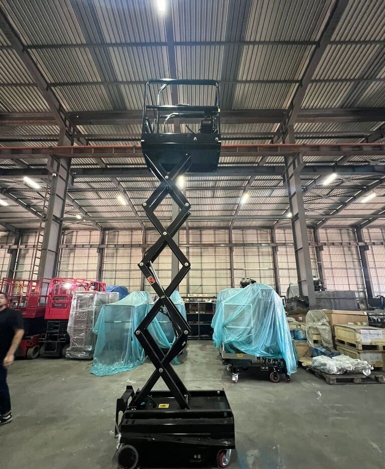 GALEN 4+2m Scissor Lift - Scherenbühne: das Bild 2 GALEN 4+2m Scissor Lift - Scherenbühne: das Bild 2